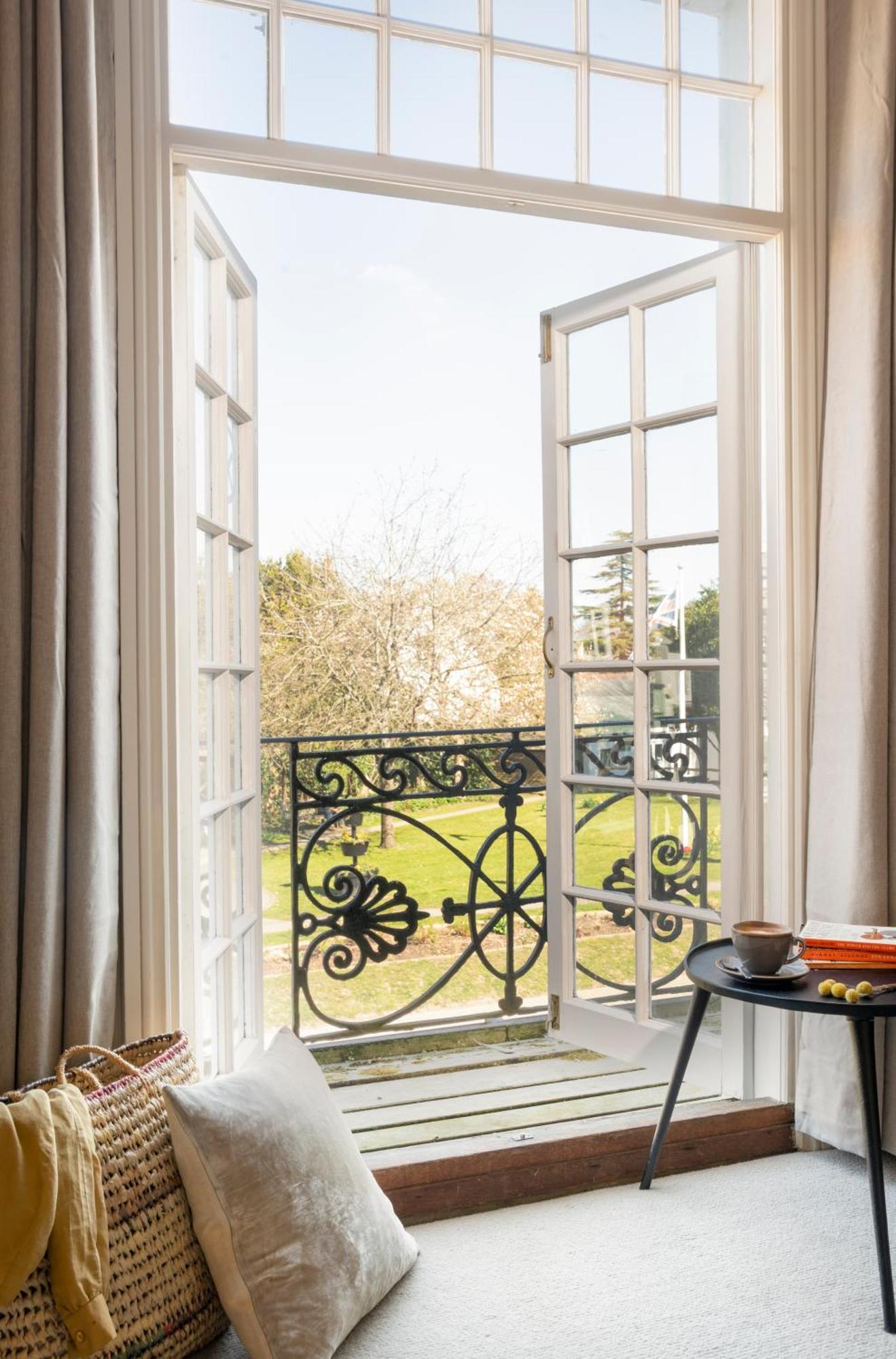 Morleys Rooms - Located In The Heart Of Hurstpierpoint By Huluki Sussex Stays 외부 사진