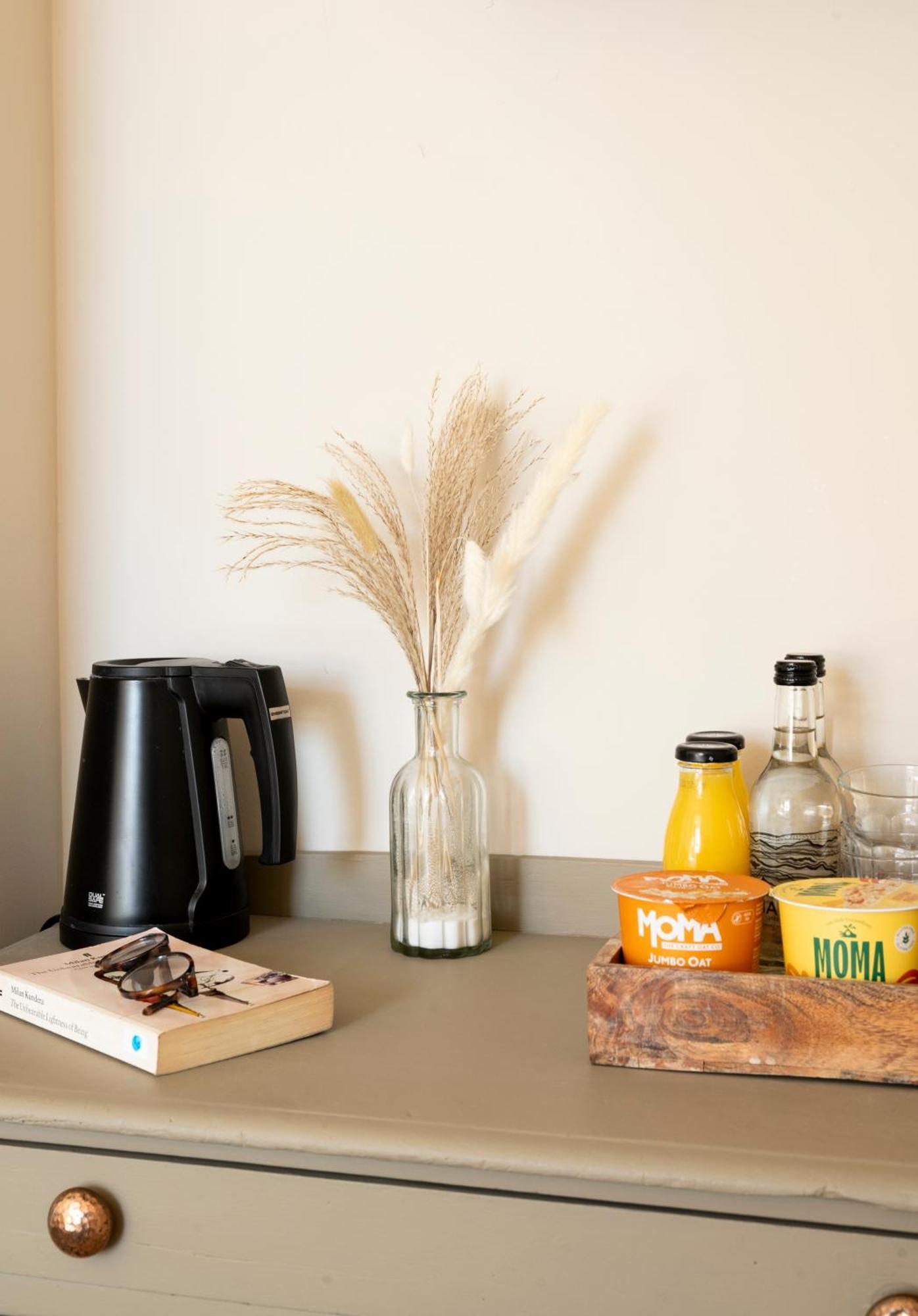 Morleys Rooms - Located In The Heart Of Hurstpierpoint By Huluki Sussex Stays 외부 사진